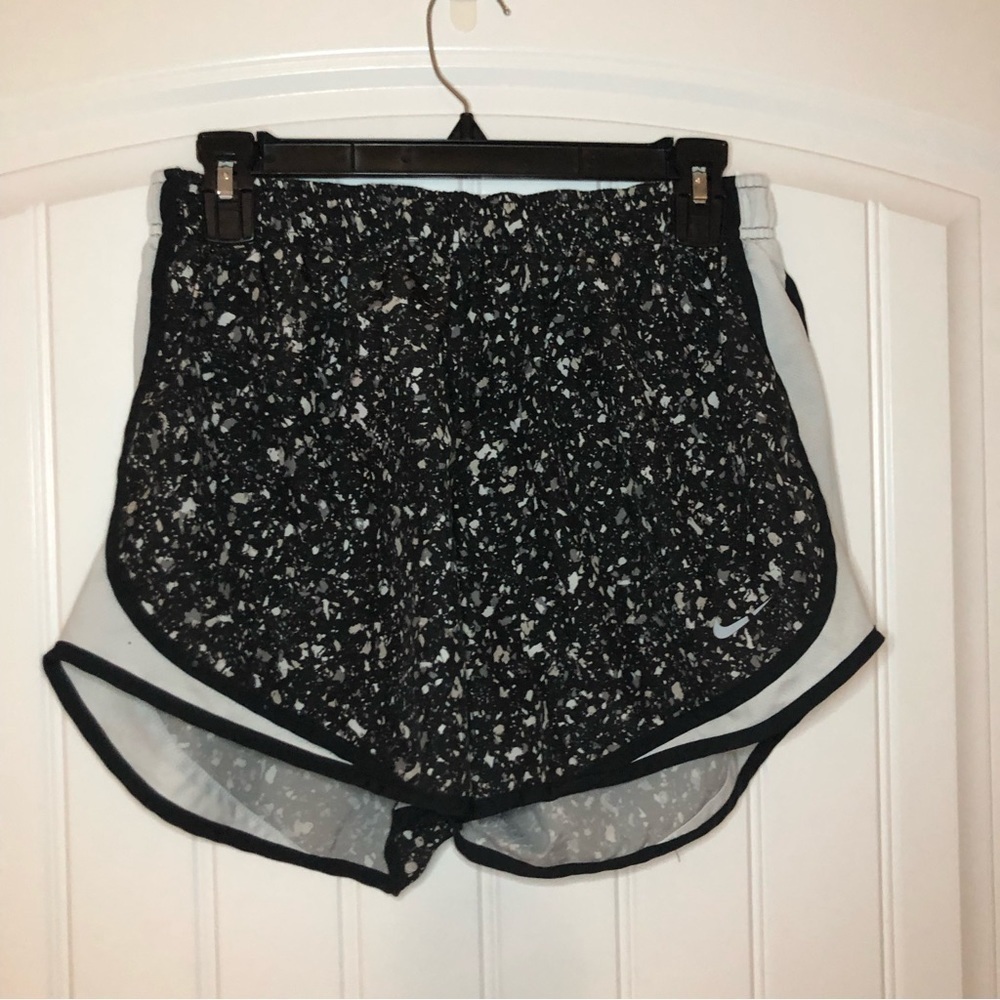 Nike Dri-Fit Black & White Speckled Athletic Shorts Size Large
